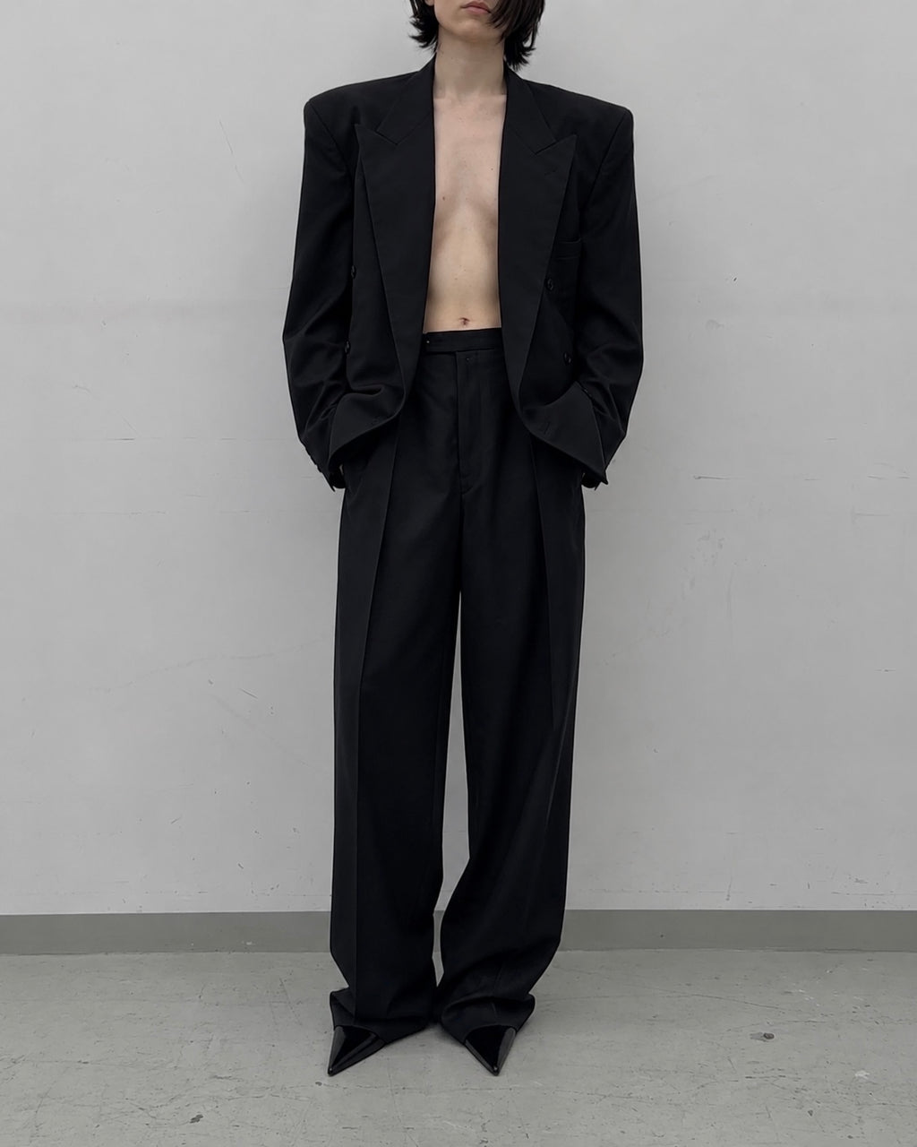 VERSED BLAZER