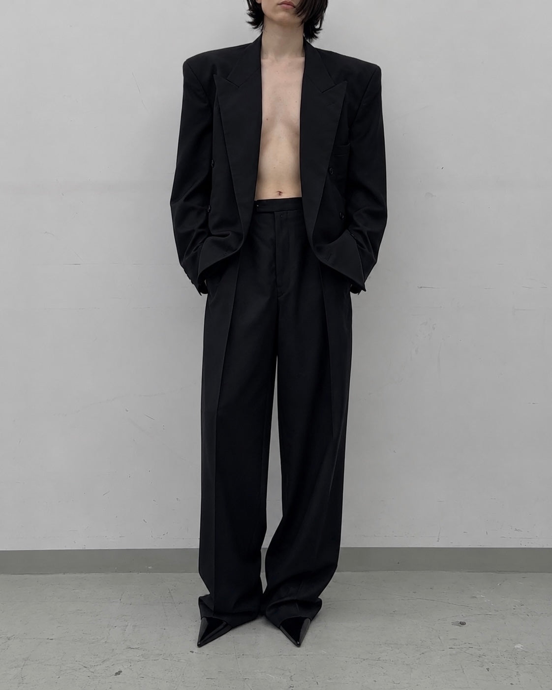 VERSED BLAZER